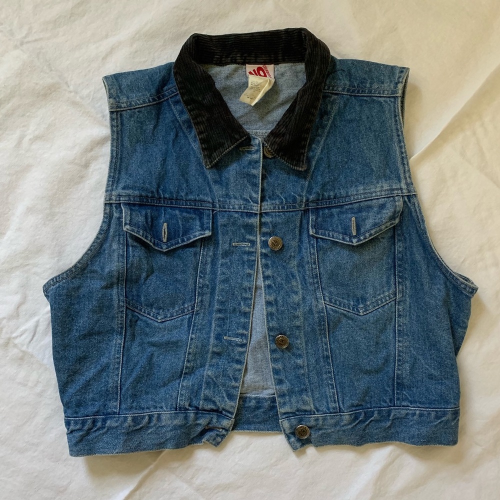 Vintage denim vest with corduroy collar